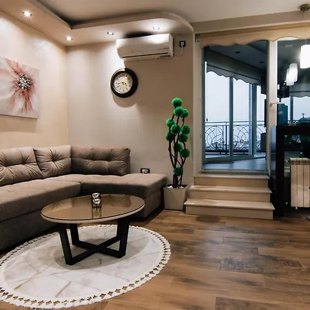 President Lux * Belgrado