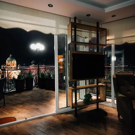 President Lux * Belgrado